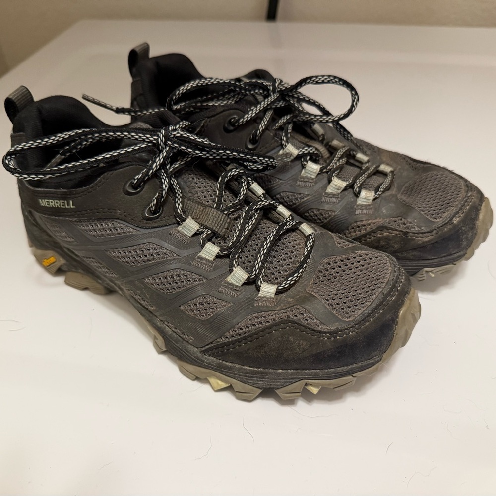 Merrell Men's Gray Athletic Shoes